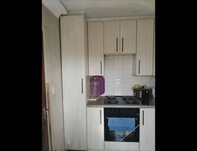 2 BEDROOM HOUSE FOR SALE IN SOSHANGUVE XX